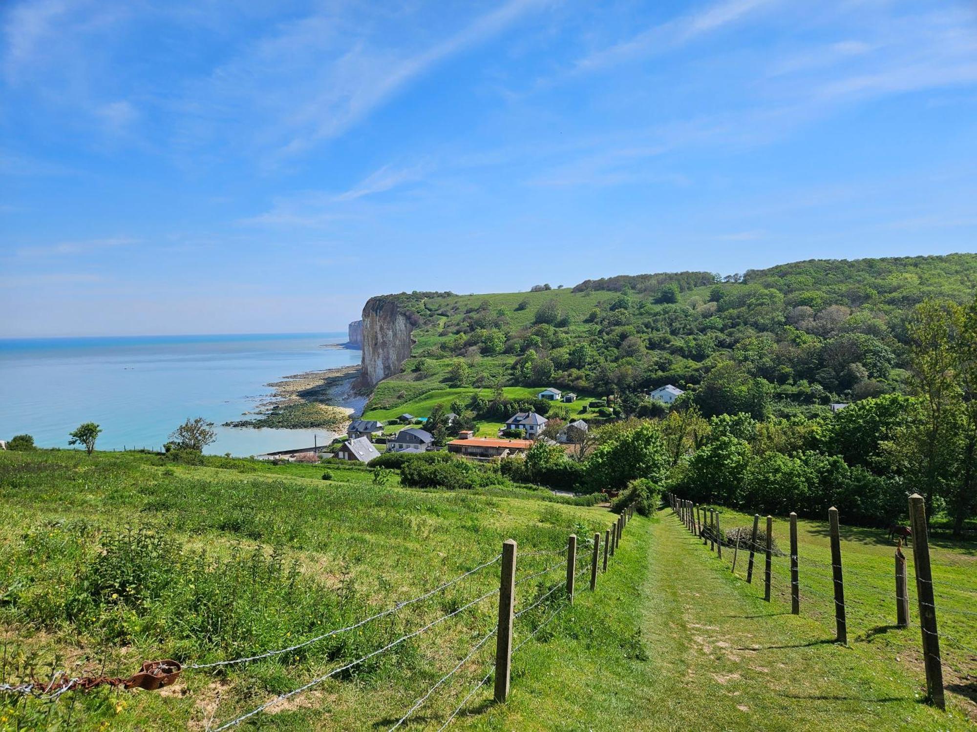 Gites 4,6 Personnes Fecamp Etretat Colleville Exterior photo
